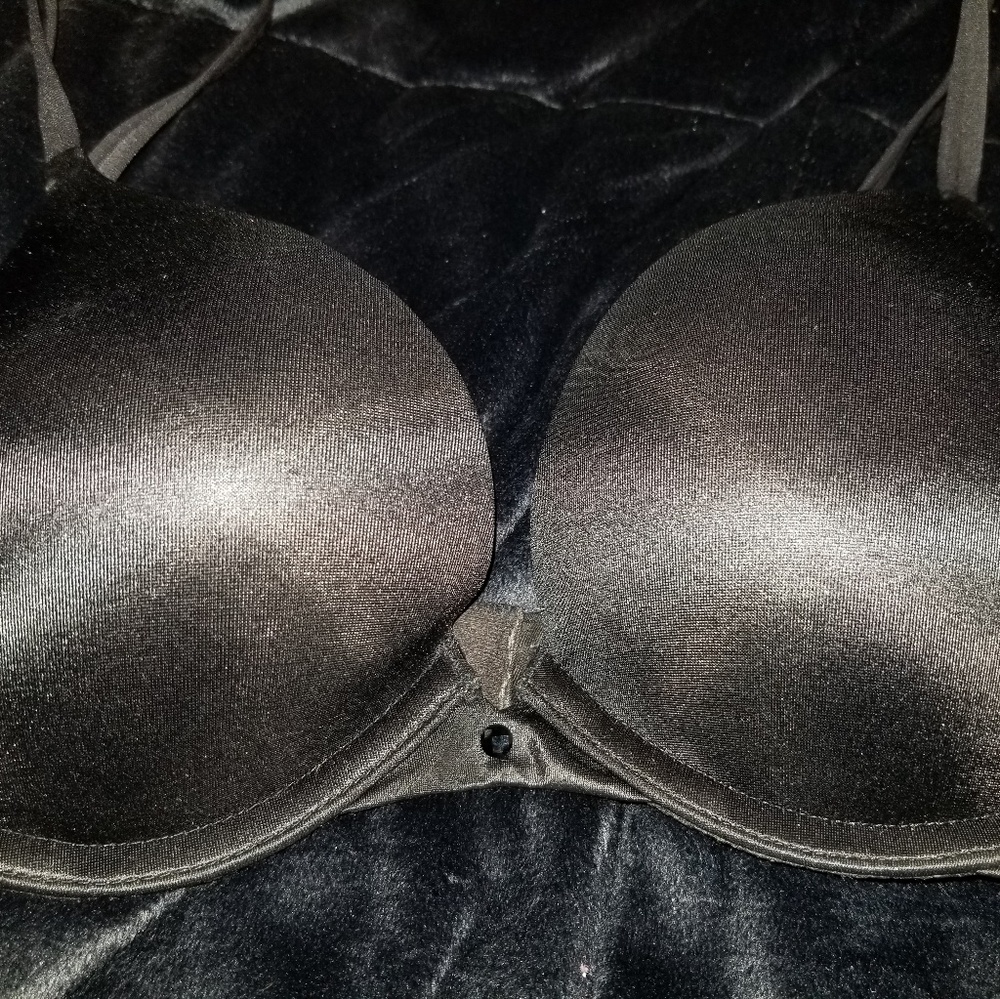 Victoria's Secret Very Sexy Push Up 36A